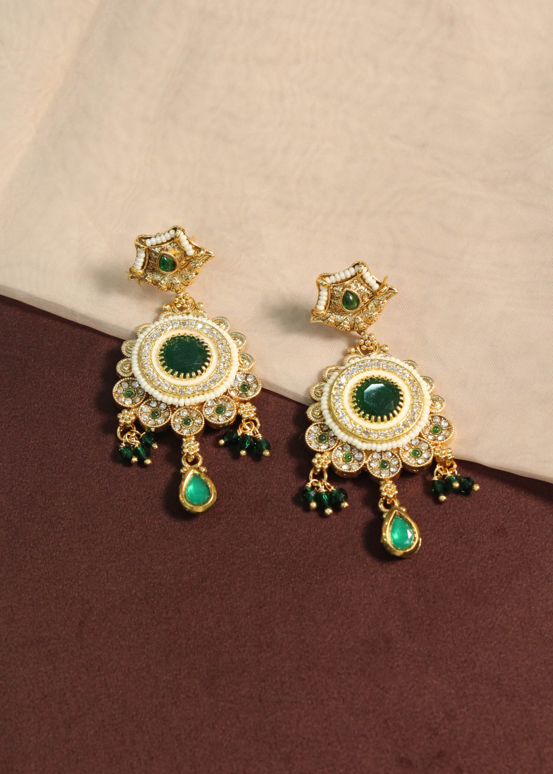 Belsis Antique Gold Polki Necklace Set 3 Belsis Antique Gold Polki Necklace Set - Image 3